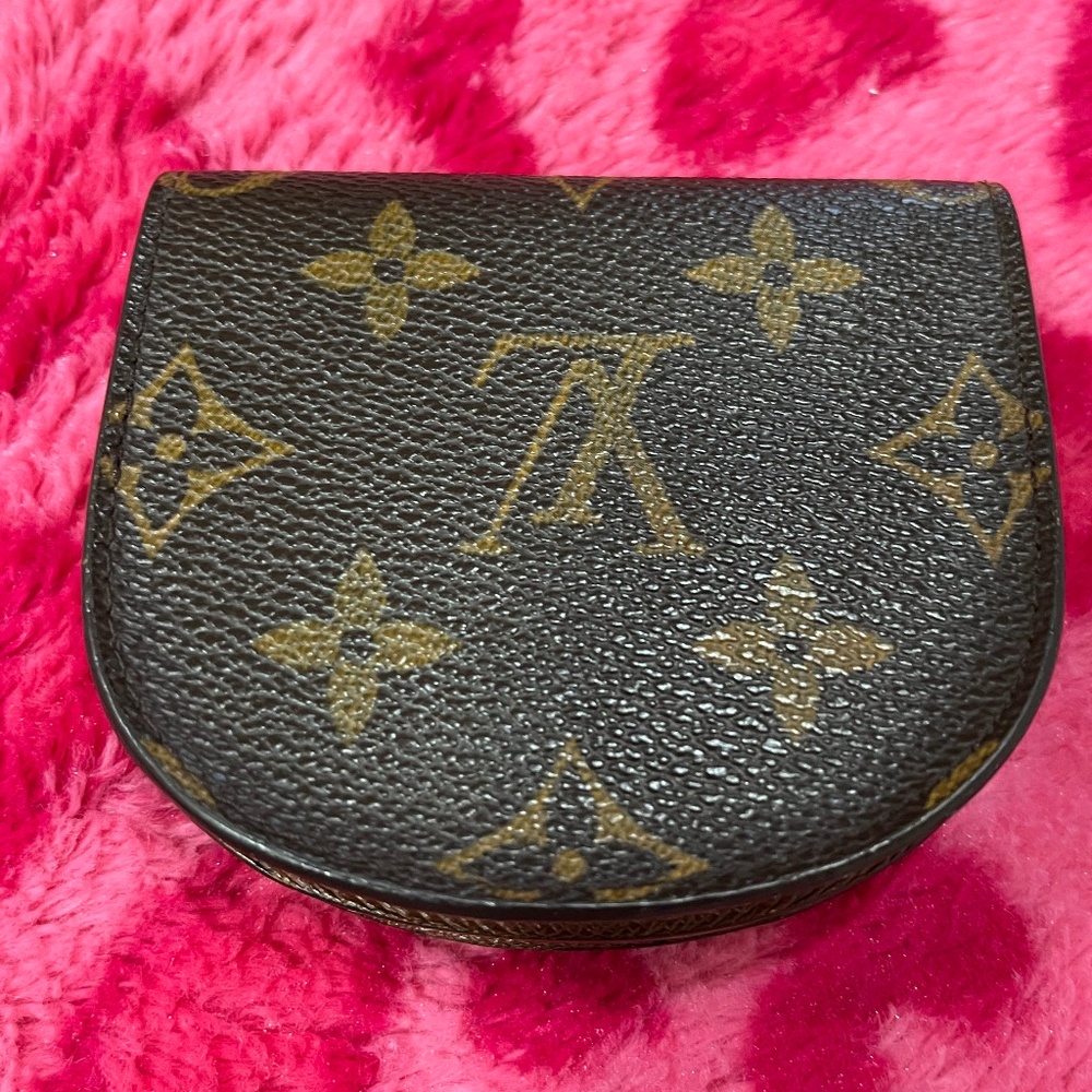 Coin Purse - Picture 12 of 12
